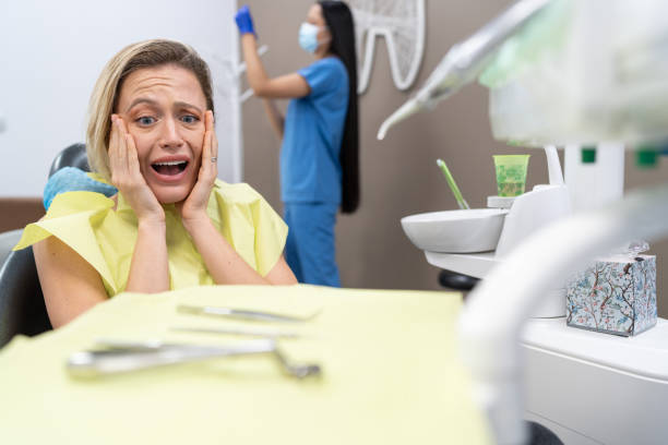 Best Emergency Dental Services for Seniors in Oak View, CA